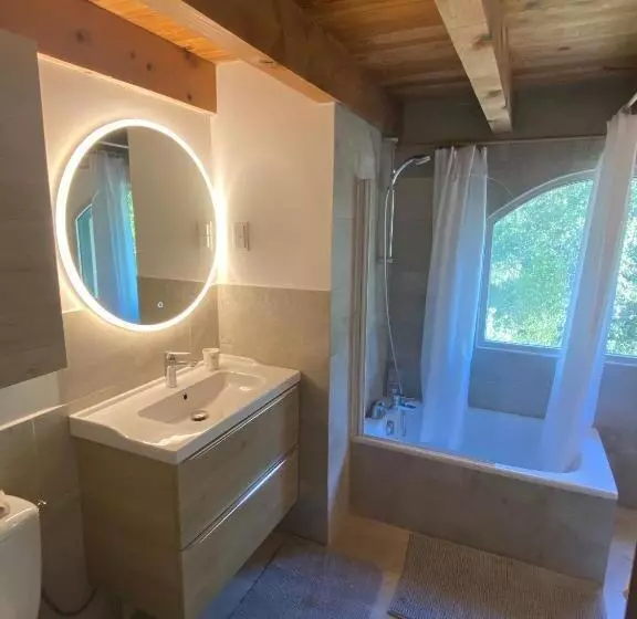 Aamiaismajoitus (B&B) Côté Chênes Verts   Chambres D Hôtes