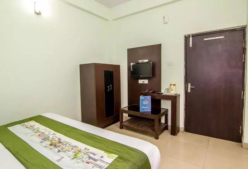 Capital O Hotel Shantila Inn