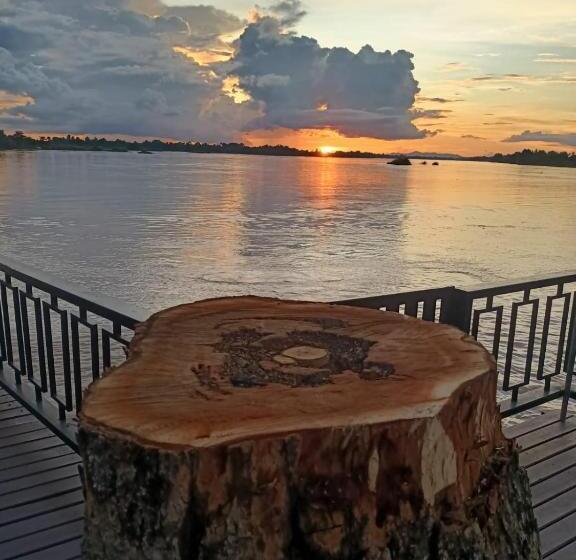 בית מלון כפרי Don Det