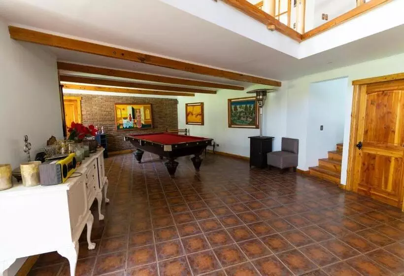 هتل La Casa De Carlitos