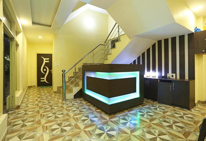 ホテル Oyo Rooms Naddi Sunset Point