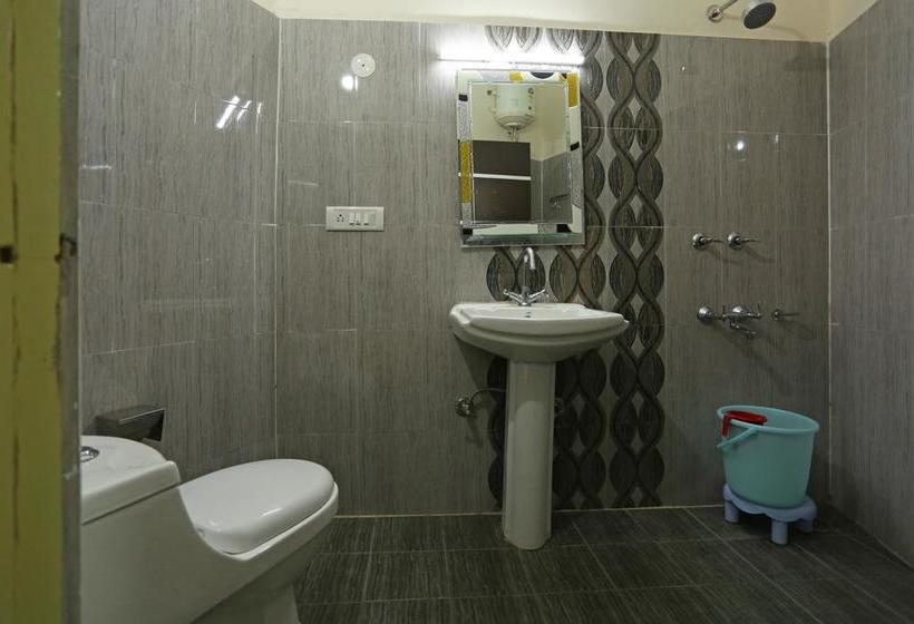 ホテル Oyo Rooms Naddi Sunset Point