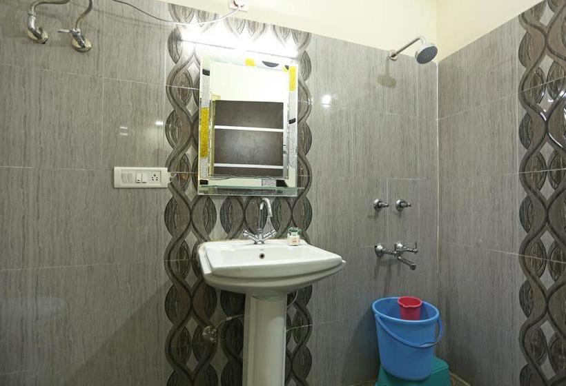 ホテル Oyo Rooms Naddi Sunset Point