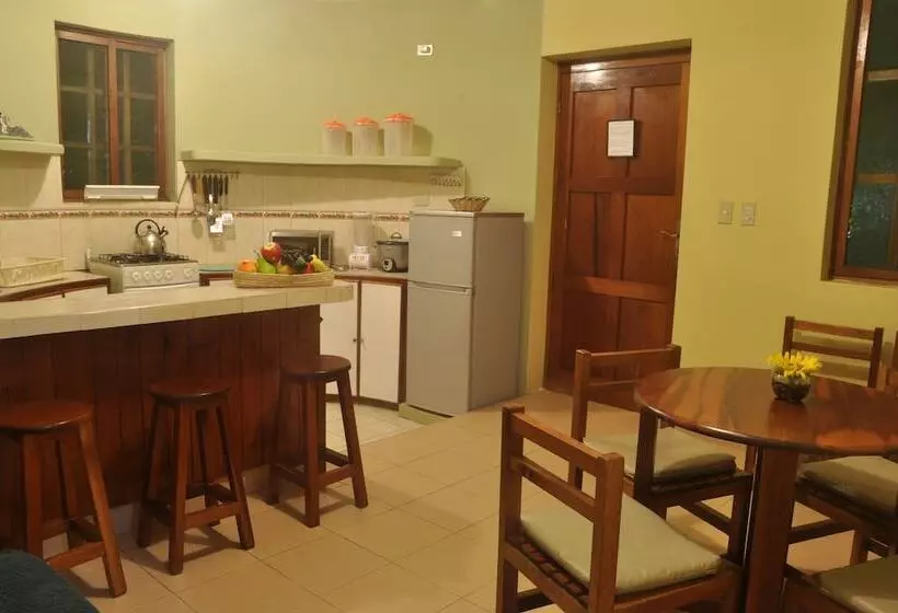 هتل Punta Sal Bungalows