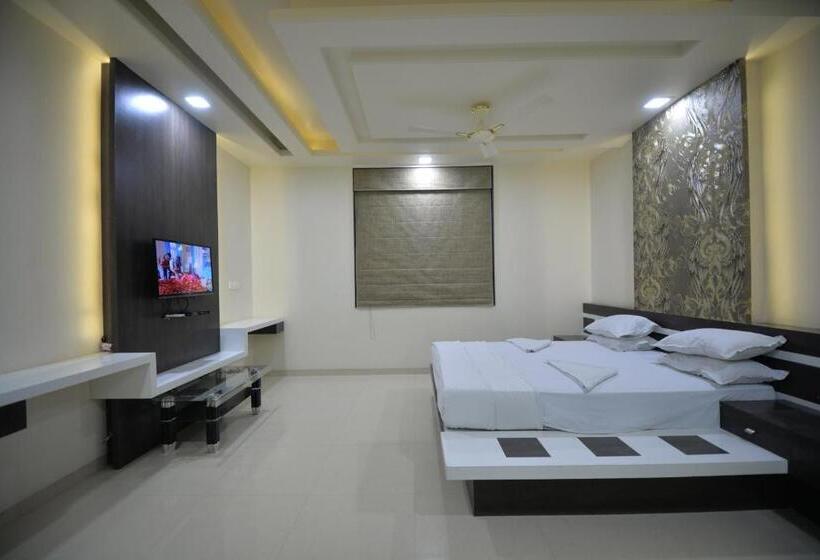 Hotel Radhe Krishna