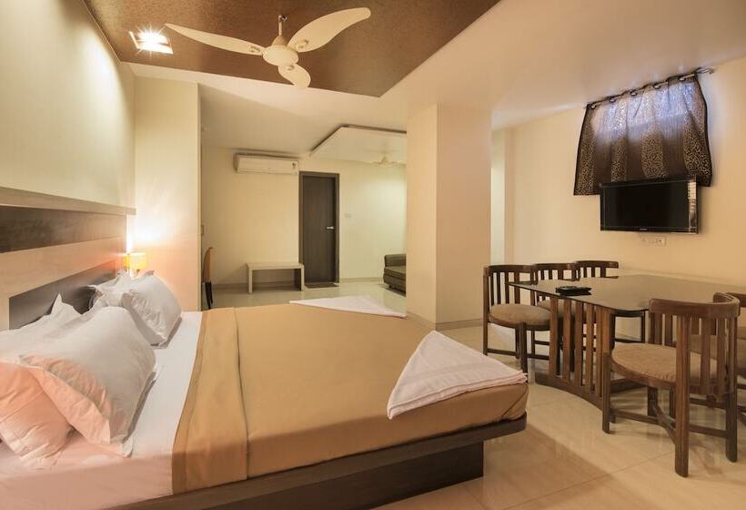 Hotel Vaikunth By Adamo