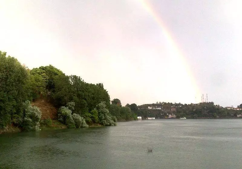 リゾートホテル Neelesh Inn A Luxury Lake View Hotel 20 Kms From Nainital