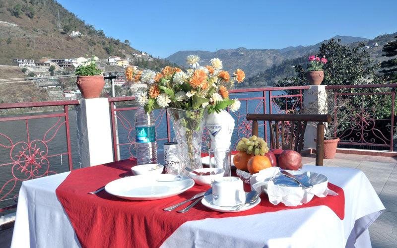 渡假胜地  Neelesh Inn  A Luxury Lake View Hotel  20 Kms From Nainital