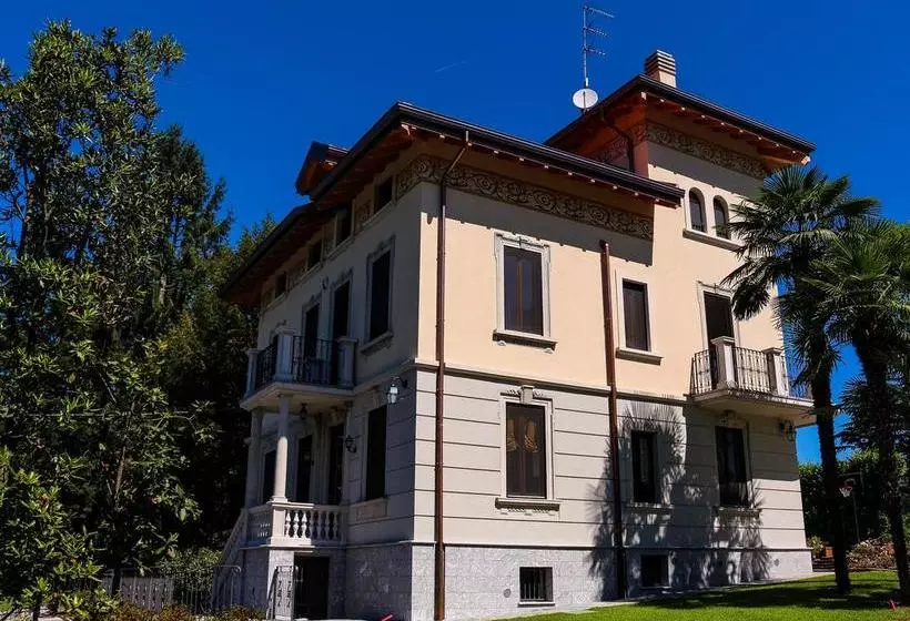 Villa Chiara B&b