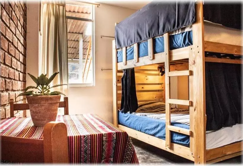 Atma Hostel & Yoga