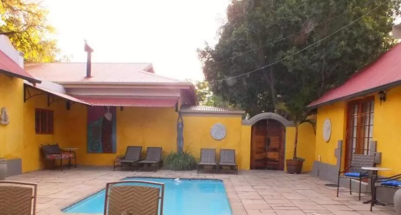تختخواب و صبحانه De Avond Rust