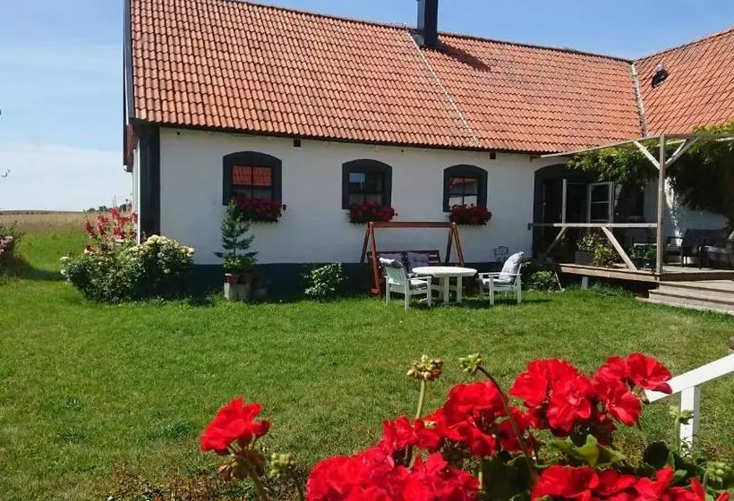 Aamiaismajoitus (B&B) Gården Mellan Slotten