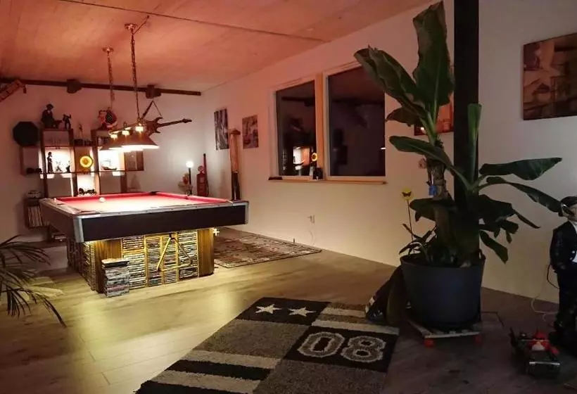 Aamiaismajoitus (B&B) Gården Mellan Slotten