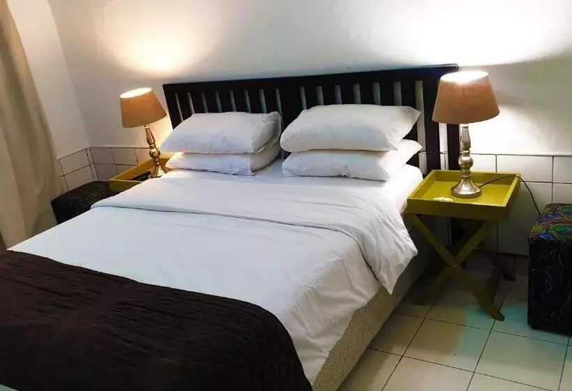 Bougainvilla Boutique Hotel & Restaurant