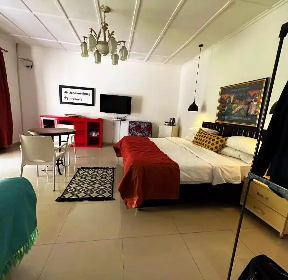 Bougainvilla Boutique Hotel & Restaurant