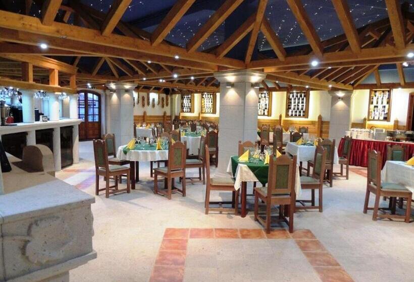 فندق Egri Korona Borház és Wellness