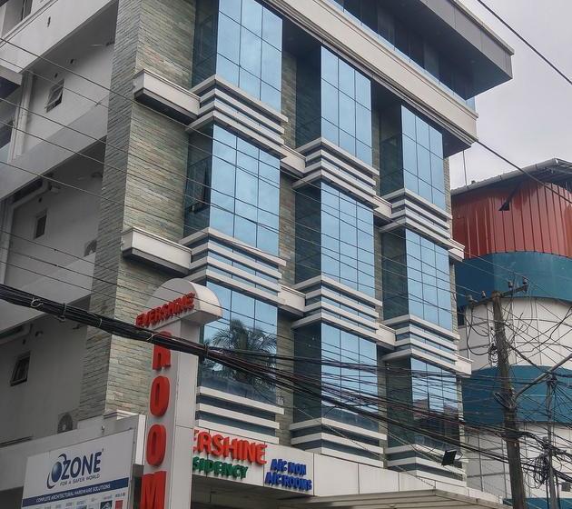 فندق Evershine Residency