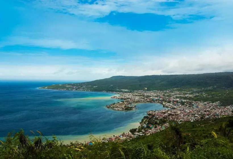 ホテル Santika Luwuk  Sulawesi Tengah
