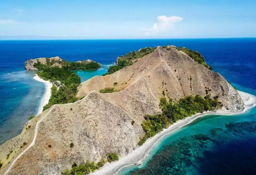 ホテル Santika Luwuk  Sulawesi Tengah