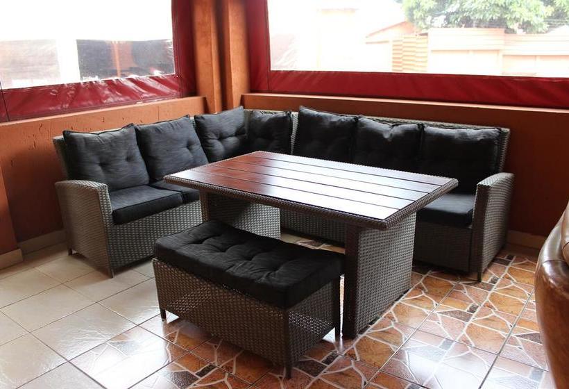 ホテル Visit Vakasha Guest Lodge 1