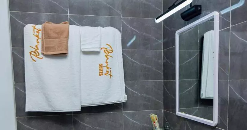 تختخواب و صبحانه Blanket Suites