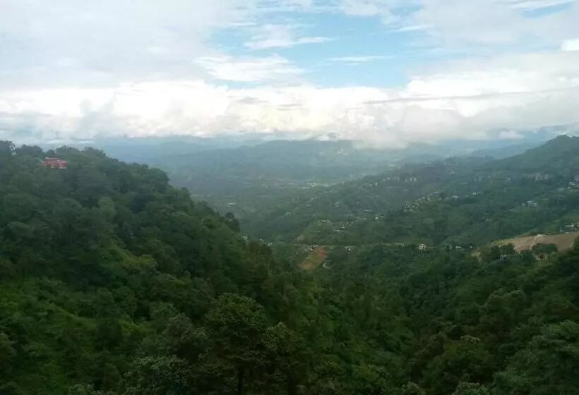 هتل Hills Heaven