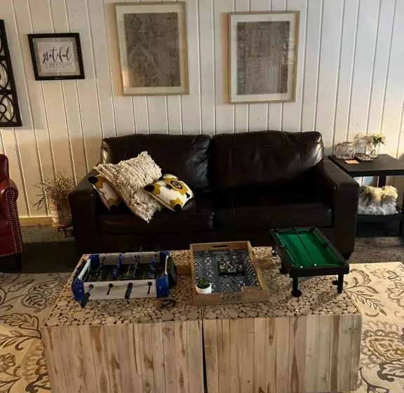 Hotelli Lakehouse Inn