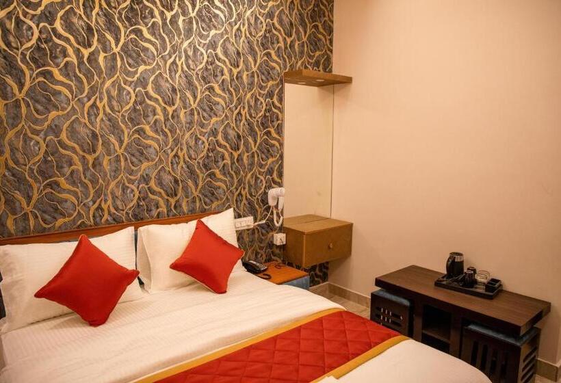 호텔 Serenity Stay Inn