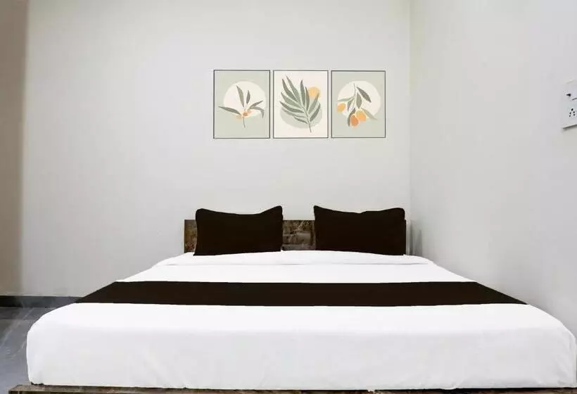 Super Hotel O Kalka