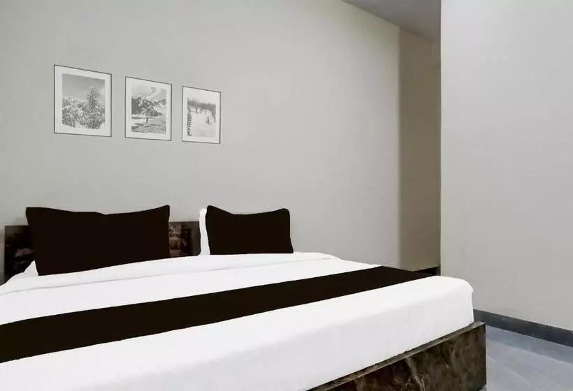 Super Hotel O Kalka