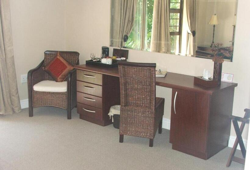 Пансион De Hoek Guesthouse