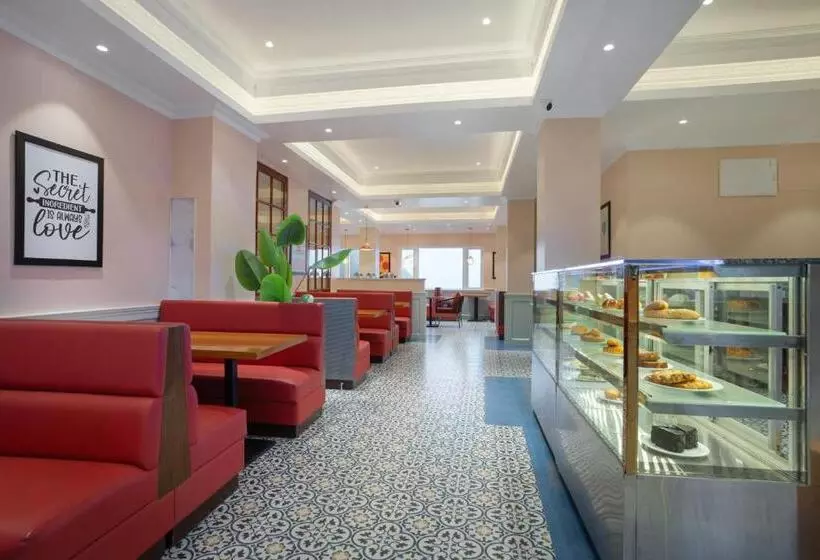 Preisha Hotel & Resort