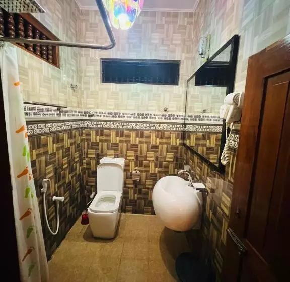 Retkeilymaja Senathilaka Guest Inn