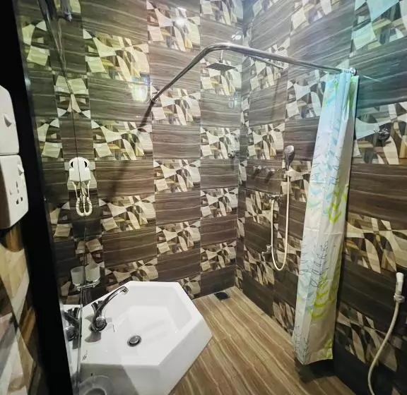 Retkeilymaja Senathilaka Guest Inn