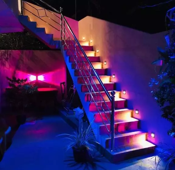 ベッドアンドブレックファースト Unique Sunrise Inn