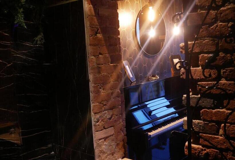 هتل Blacroom De L Artois