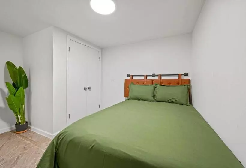 هتل Active Central Park East 3bedrooms 2 Bathrooms 1700 Sf