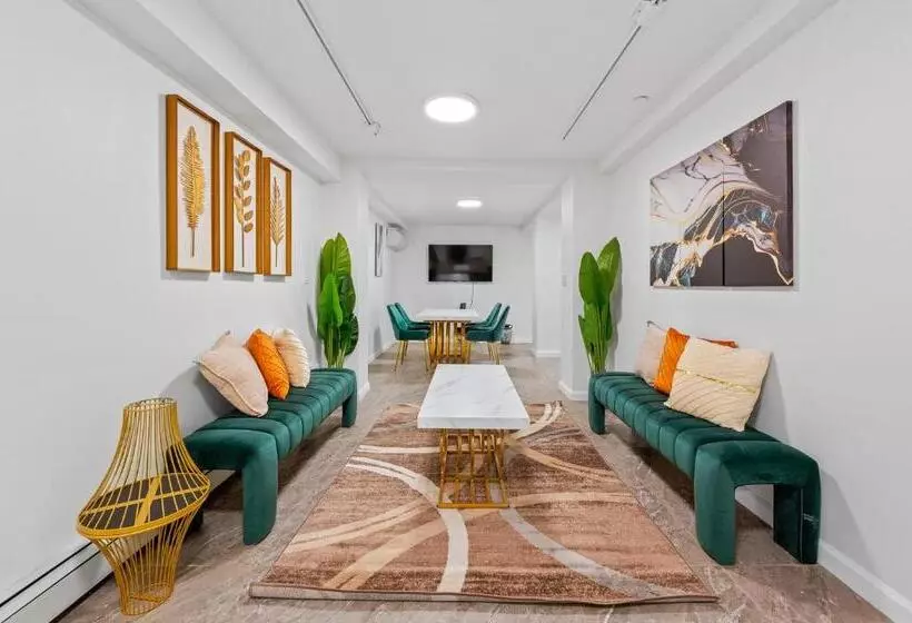 هتل Active Central Park East 3bedrooms 2 Bathrooms 1700 Sf