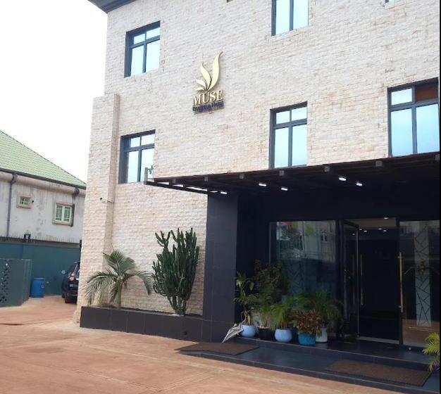 هتل Muse Boutique