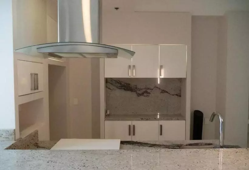 Infinity Suites Habitación Doble 208