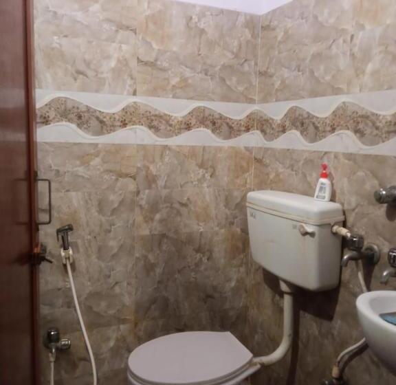 Mor Hotel Star Lodge  Near Temple   Best Selling & Best Choice Of Travellers