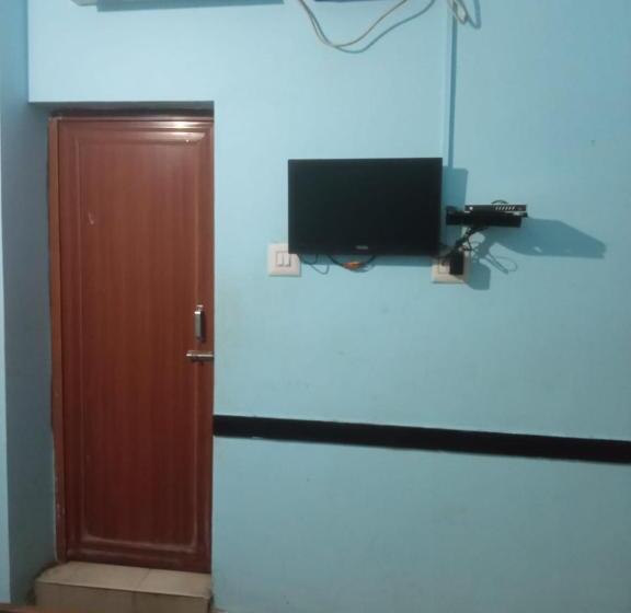 Mor Hotel Star Lodge  Near Temple   Best Selling & Best Choice Of Travellers