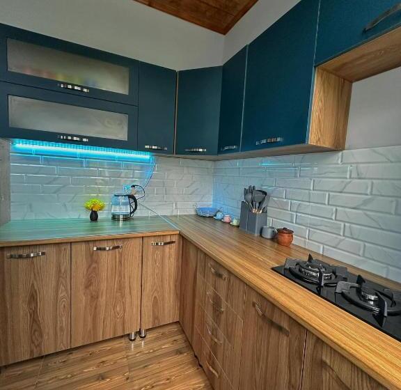 پانسیون Guest House Zizi