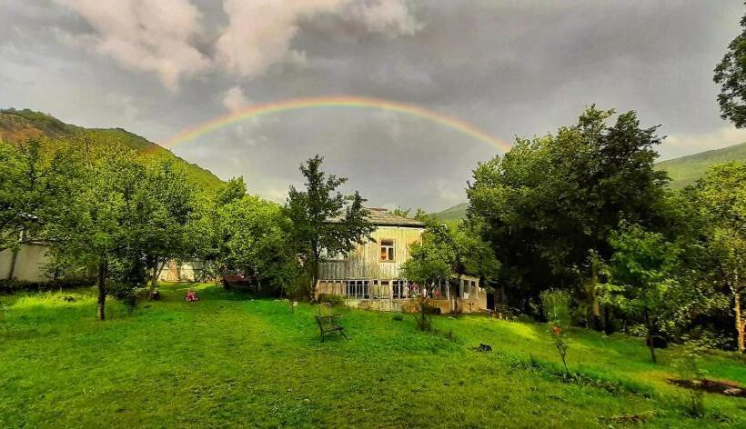 پانسیون Guest House Zizi