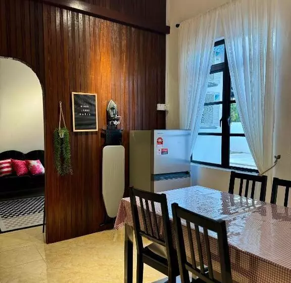 Majatalo Rumah Jambu Manis Netflix,free Wifi, 3 Minutes To Kuala Berang