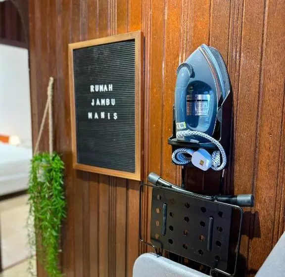 Majatalo Rumah Jambu Manis Netflix,free Wifi, 3 Minutes To Kuala Berang