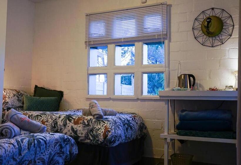 مبيت وإفطار Dutch African Breeze