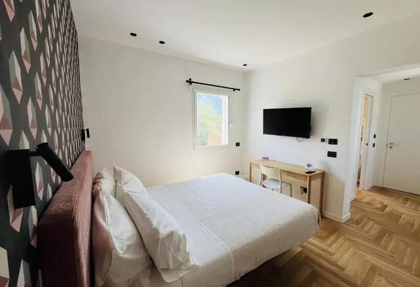 ベッドアンドブレックファースト Marina Boutique Rooms