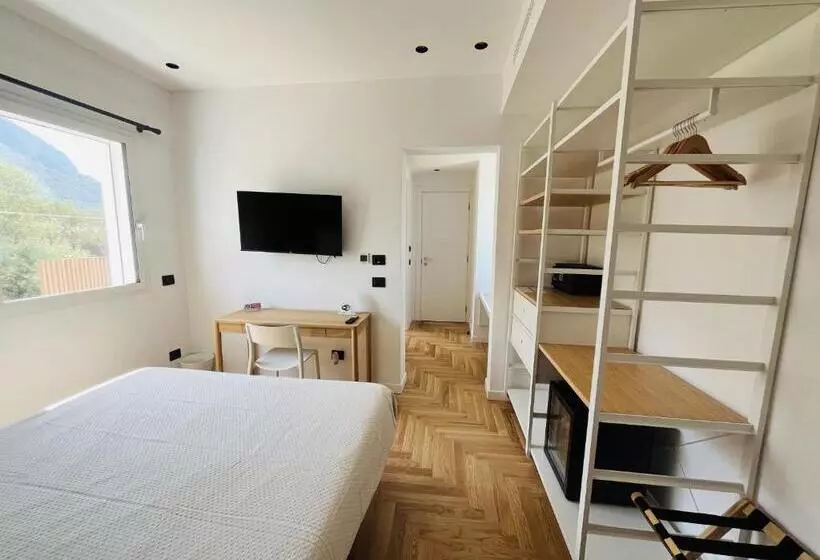 ベッドアンドブレックファースト Marina Boutique Rooms