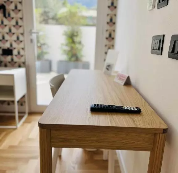 ベッドアンドブレックファースト Marina Boutique Rooms